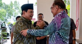 Prabowo dan PM Ibrahim Gelar Pertemuan Hangat di Malaysia