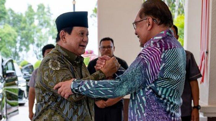 Prabowo dan PM Ibrahim Gelar Pertemuan Hangat di Malaysia