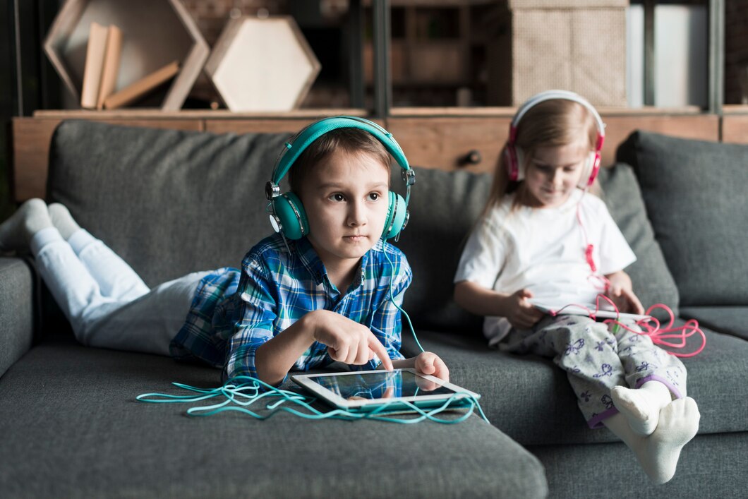 4 Cara Efektif Orang Tua Cegah Anak Generasi Alpha Kecanduan Gadget