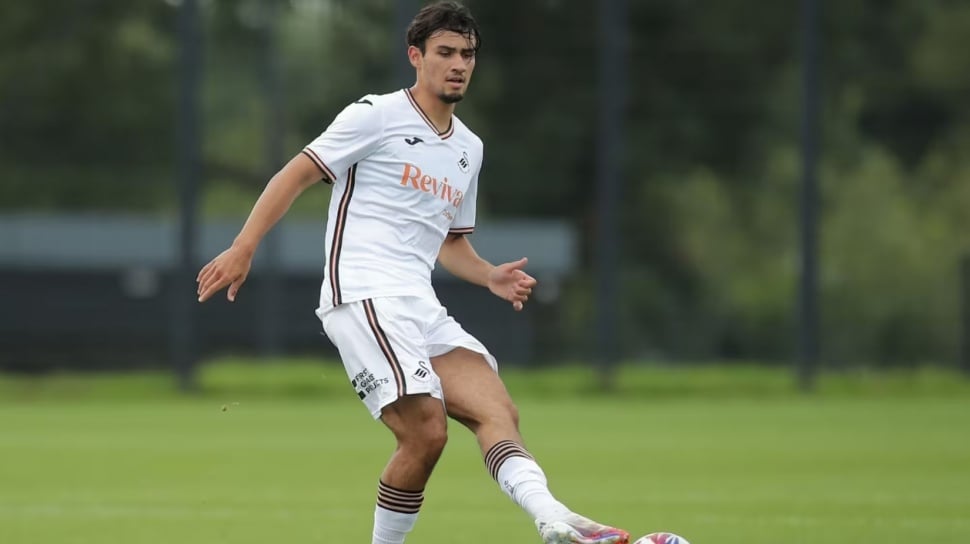 Nathan Tjoe-A-On Resmi Tinggalkan Swansea City